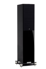Fyne Audio F501SP in Piano Gloss Black with grille on