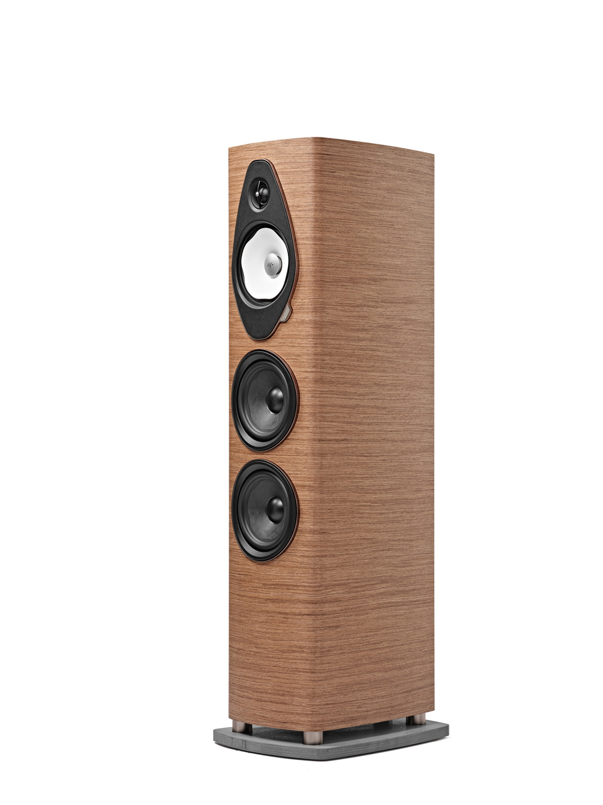 Sonus faber Sonetto V G2 Walnut three-quarter view